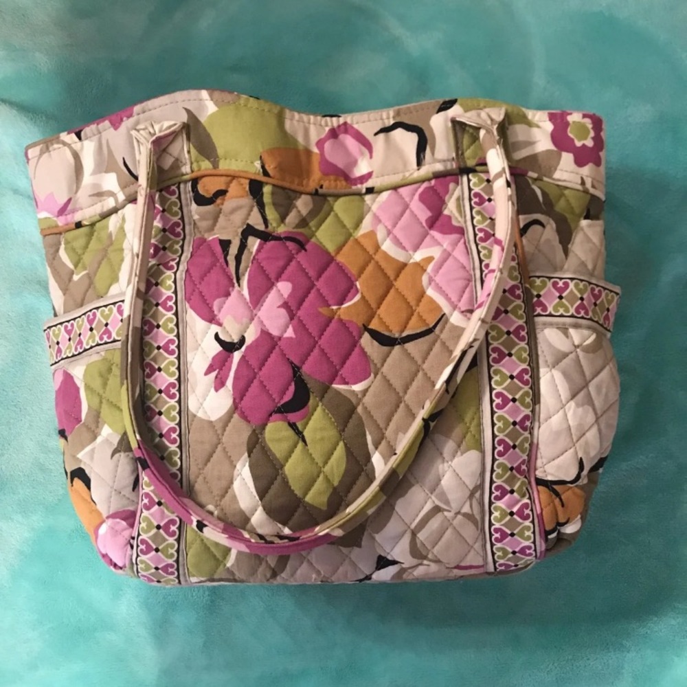 VERA BRADLEY TOTE